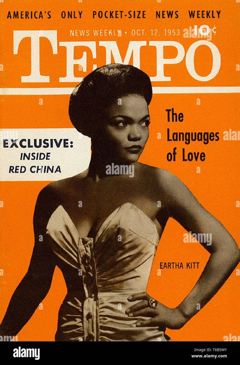 Vintage magazine cover hi-res stock photography and images - Alamy