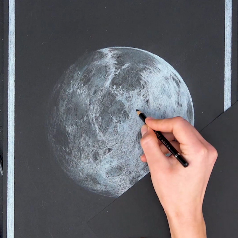 How to Make a Moon Drawing on Black Paper – Arteza