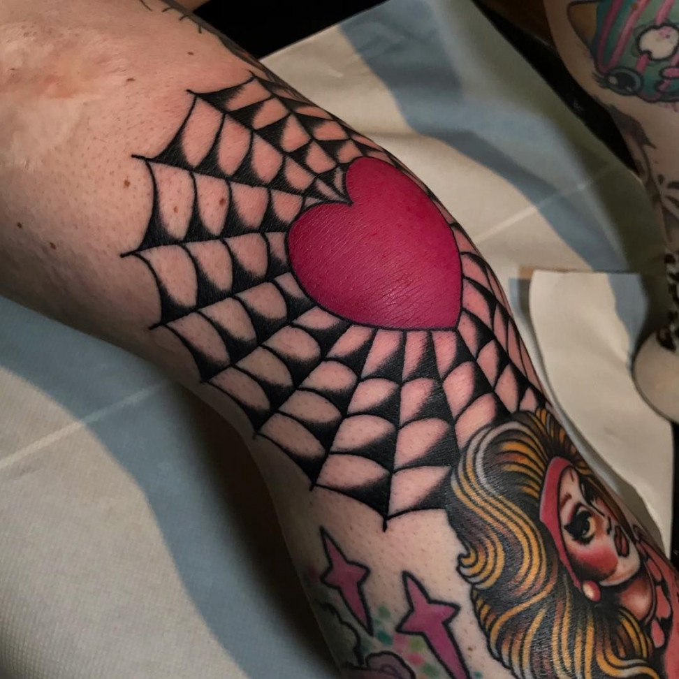 Heart spiderweb knee tattoo  Knee tattoo, Web tattoo, Tattoo designs